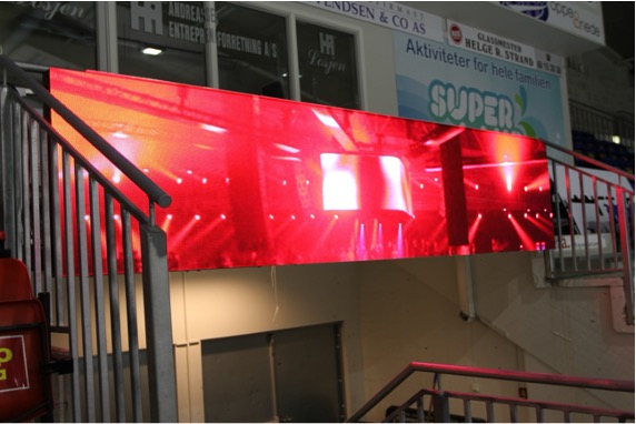 LED-banner i Sparta Amfi